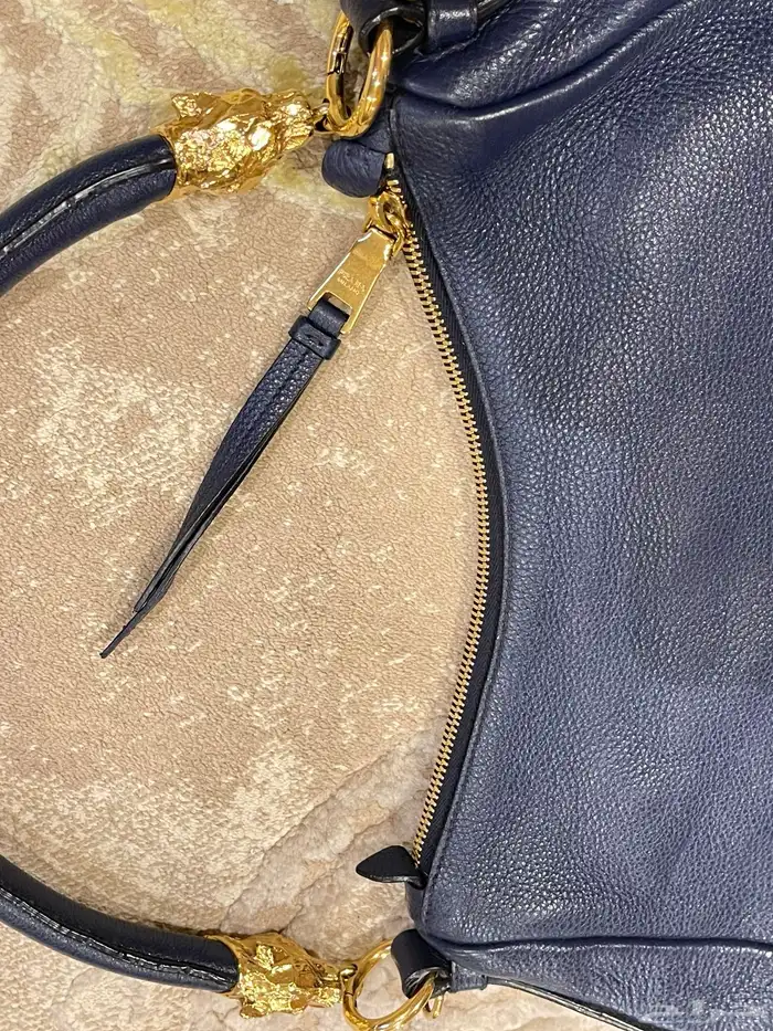 شنطه برادا الاصليه 8