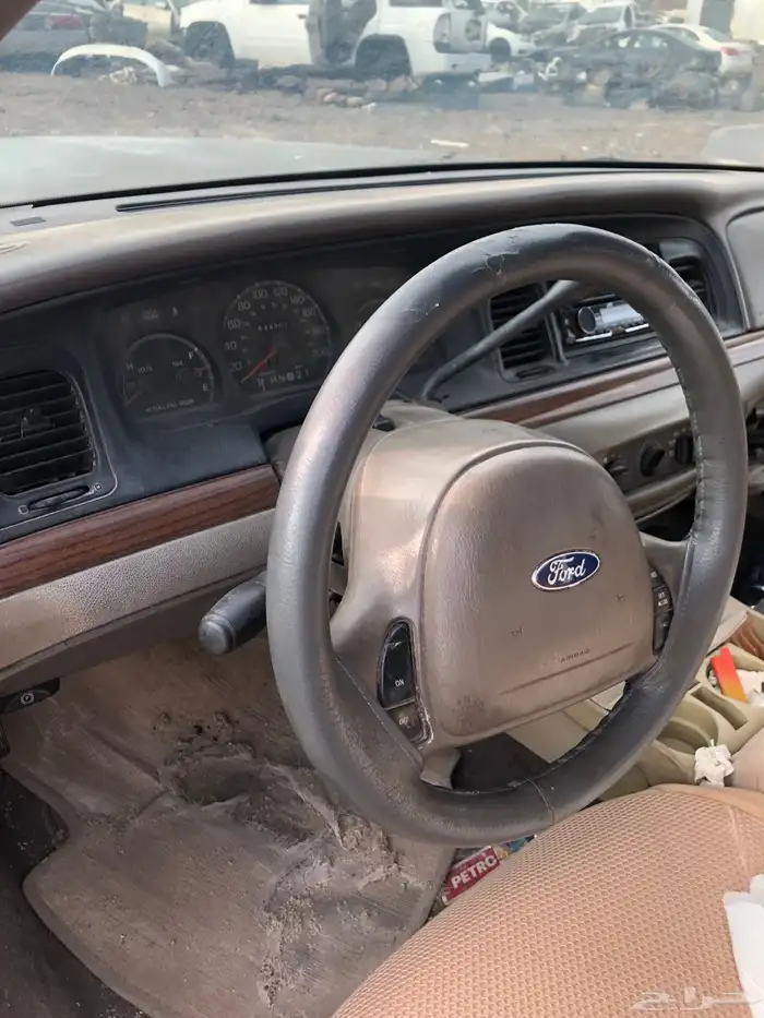 قطع غيار فورد 2001 1