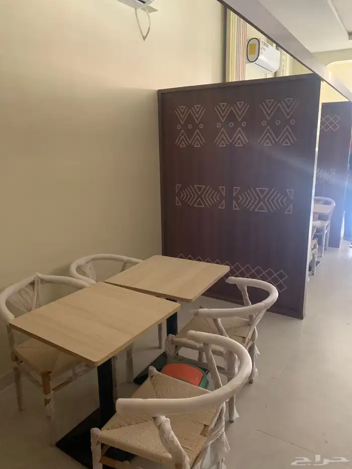تجهيز فواصل وبارتشنات مطاعم 8