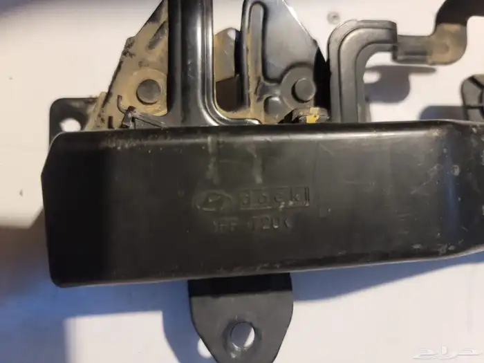 قفل كبوت وغطاء بانزين هونداي ازيرا 0