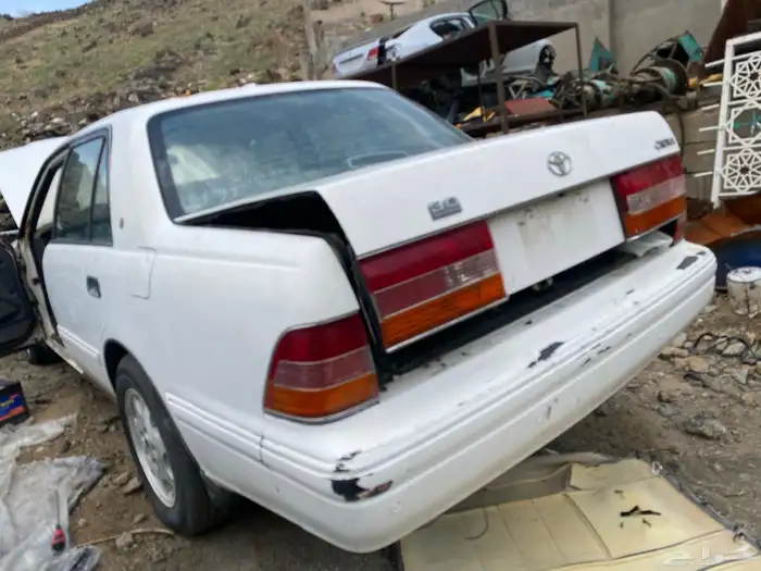 كراون تويوتا 98 تشليح قطع 1