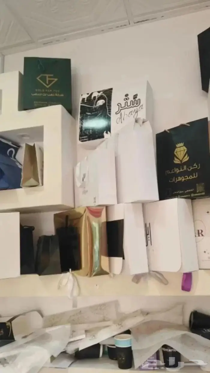 مطابع كروت فواتير بوكسات استكر ليبل 8