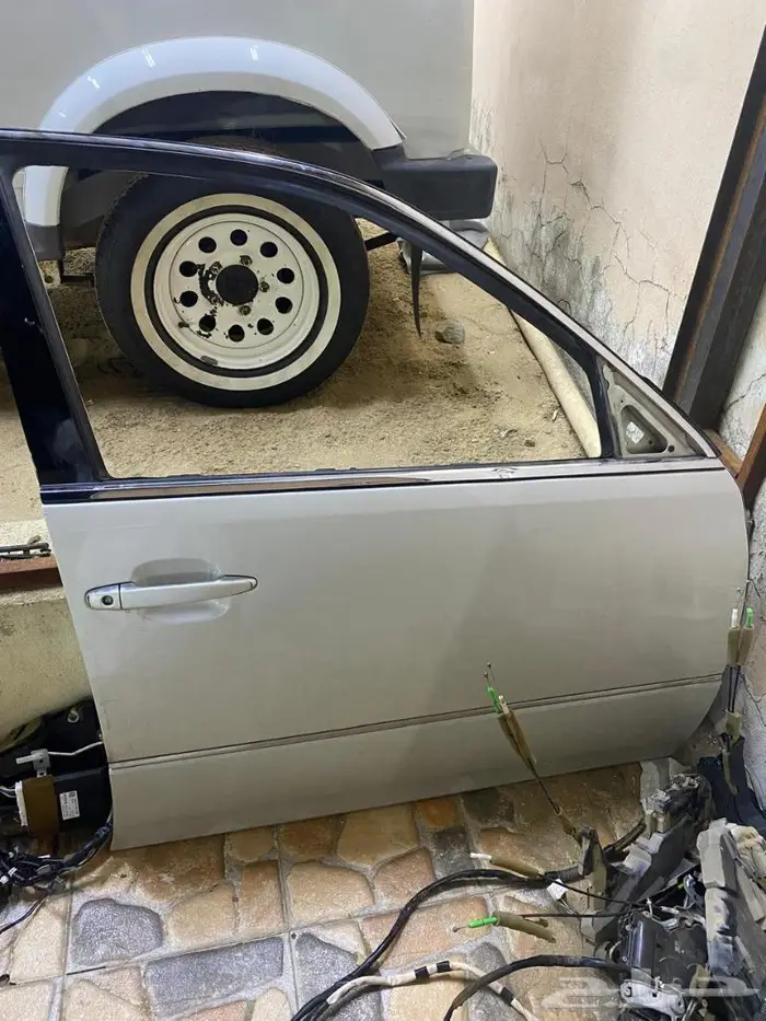 باب لكزس 430 لون 066 وكالة 0