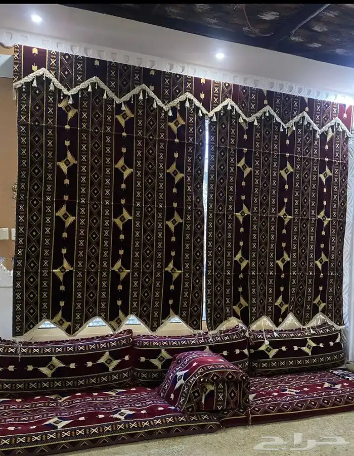 مجلس جلسات مشب وتركب على كراسي الحوش 0