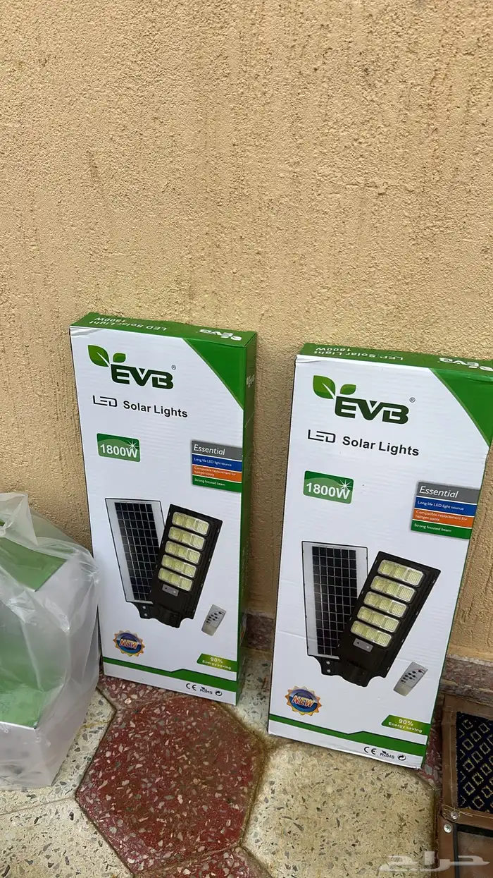 كشافات الطاقة الشمسية (1800 واط) 2