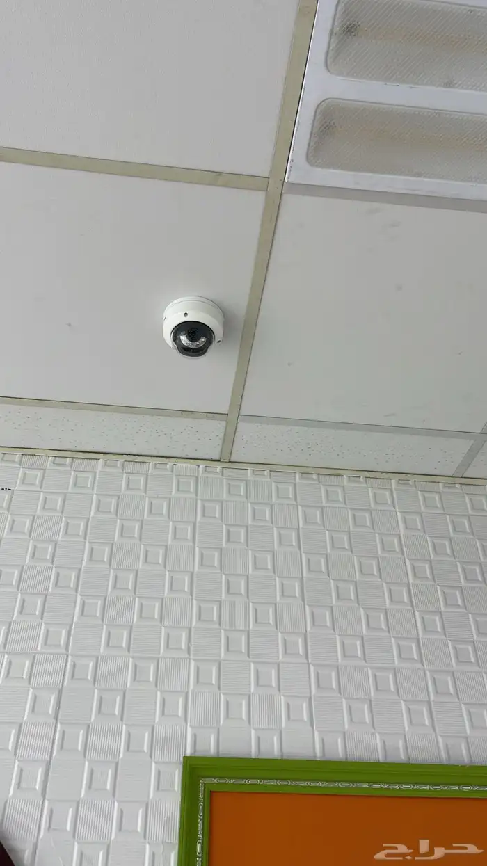 كاميرات مراقبه 4