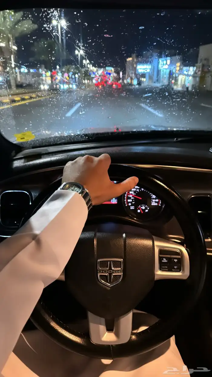 شارجر 2014 RT للبدل مع دفع الفرق 6