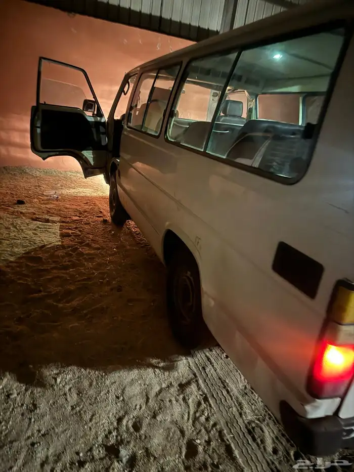 باص 14راكب نظيف ماش279الف 1