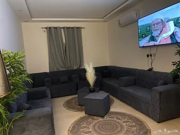 كنب للبيع نظيف 0