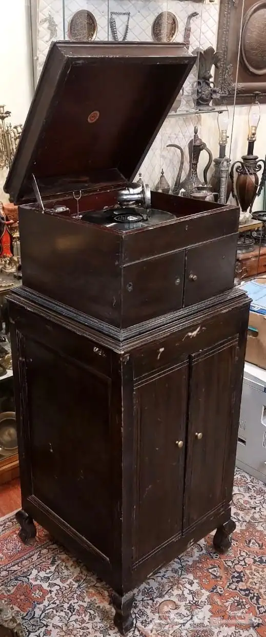 جرامفون دولاب إنكليزي شغالي 1