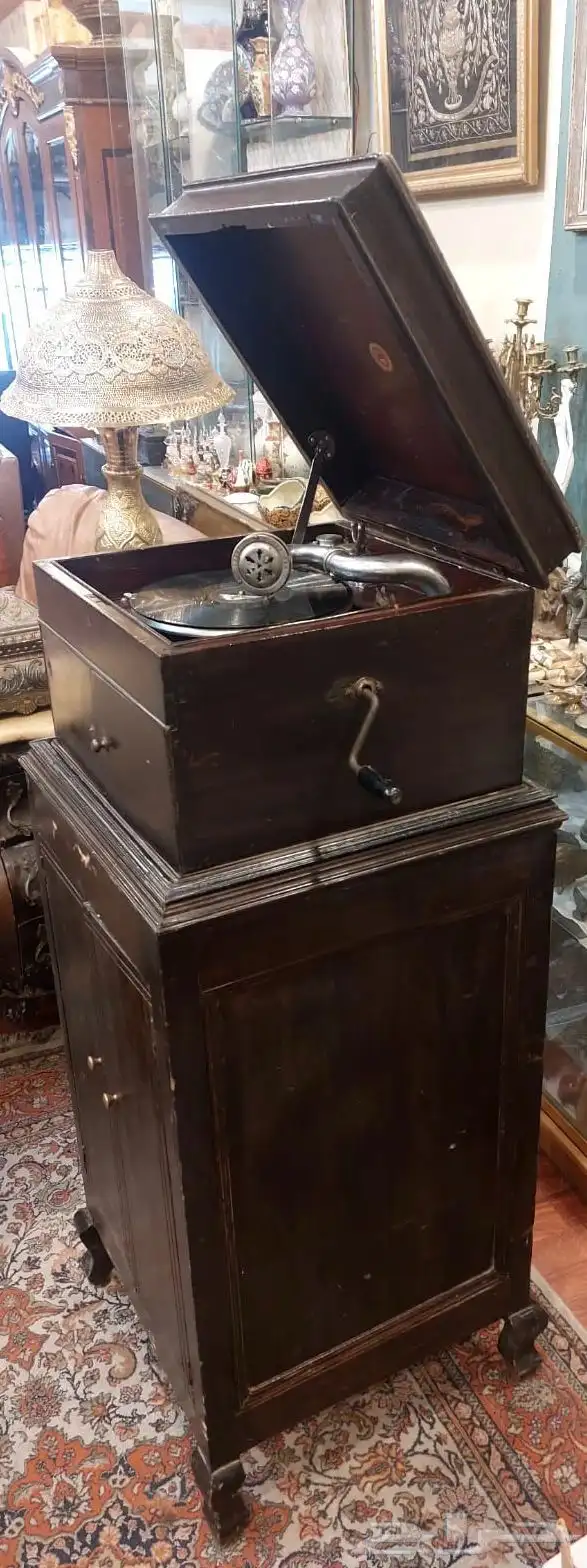 جرامفون دولاب إنكليزي شغالي 0