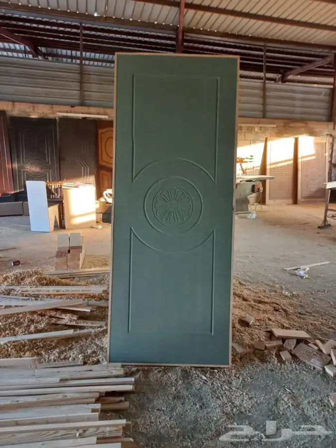 تفصيل ابواب وديكورات خشبيه 11