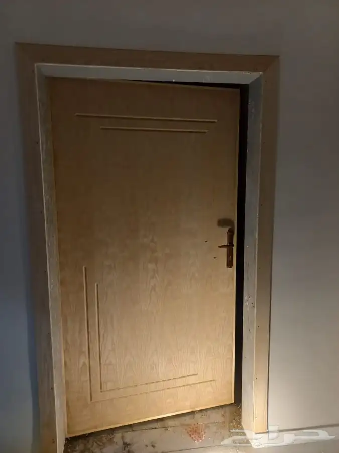 تفصيل ابواب وديكورات خشبيه 10