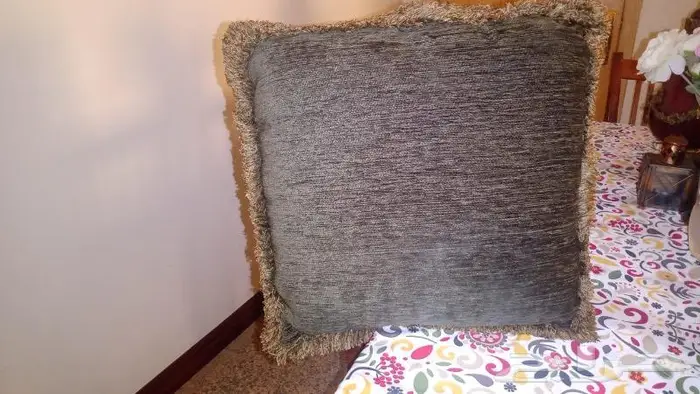 21 قطعة خداديات كنب او جلسات 3