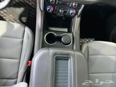 جي ام سي يوكن 2023 دبل تلاجة SLE عداد 18 ألف 8