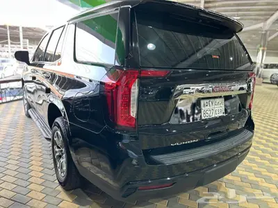 جي ام سي يوكن 2023 دبل تلاجة SLE عداد 18 ألف 13