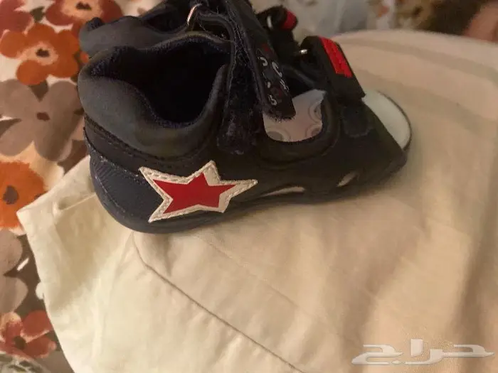 حذاء شيكو اطفال مقاس   23 22  19 2