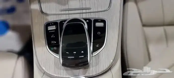 مرسيدس E200 كشف لون مميز 2022 12