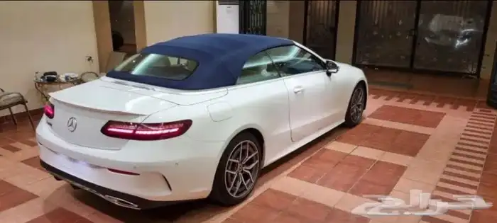 مرسيدس E200 كشف لون مميز 2022 34