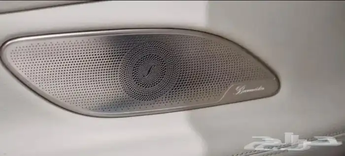 مرسيدس E200 كشف لون مميز 2022 8