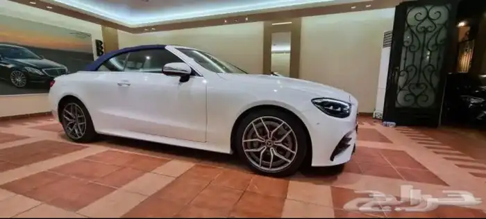 مرسيدس E200 كشف لون مميز 2022 37