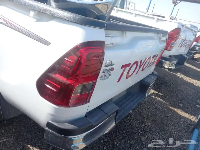 تويوتا هايلوكس 2024 1