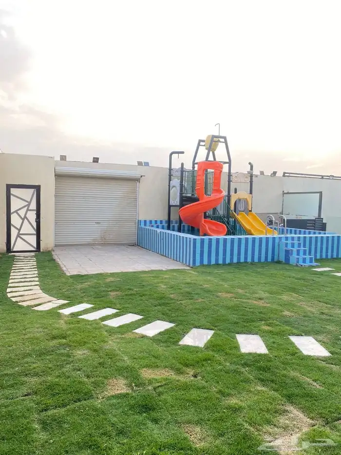 شاليه بمسبحين بالرمال 12