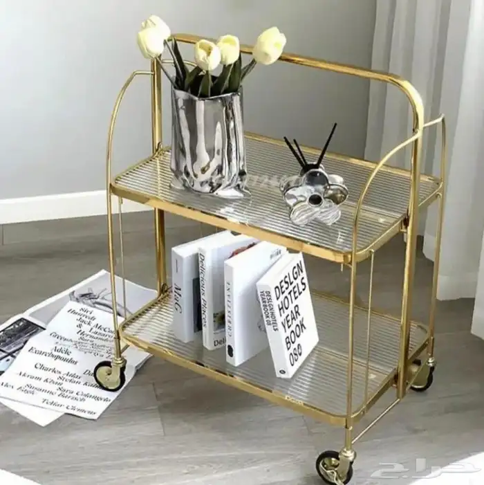 عربة ضيافة تتوفر بلونين ذهبي وفضي 0