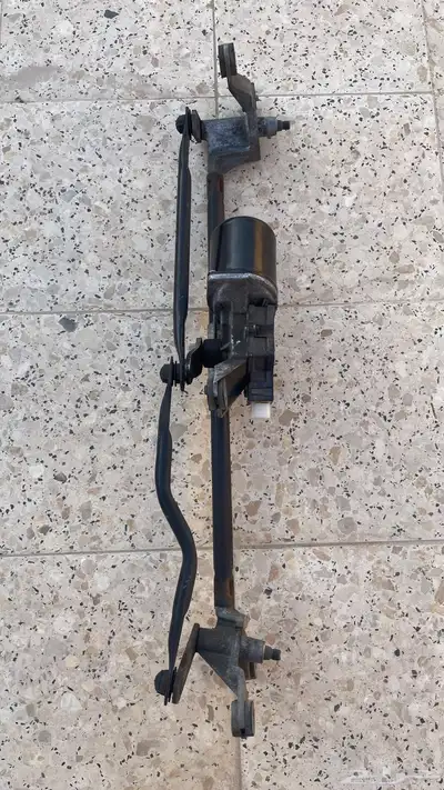 دينمو مساحات مع الاذرعه 2