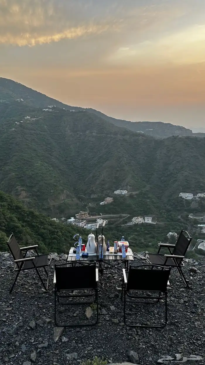 خيمة وجلسة كراسي للأيجار 2