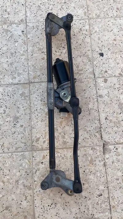 دينمو مساحات مع الاذرعه 1