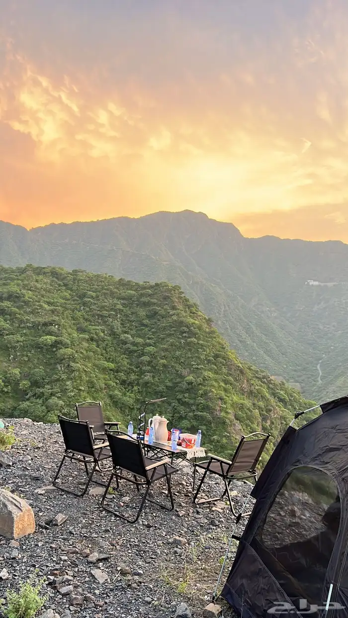 خيمة وجلسة كراسي للأيجار 0