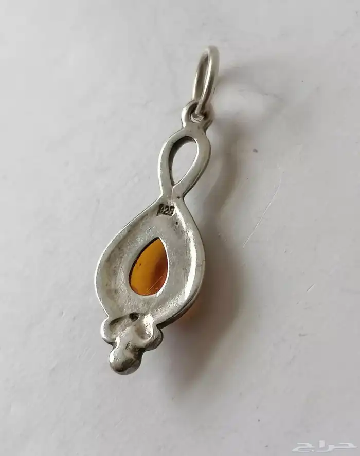 تعليقة  فضة بعنبر الكهرمان الأصلي 4