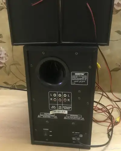 جهاز استريو بسماعات 1