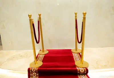 حفلات و مناسبات تأجير اكسسوارات وكنبات 18