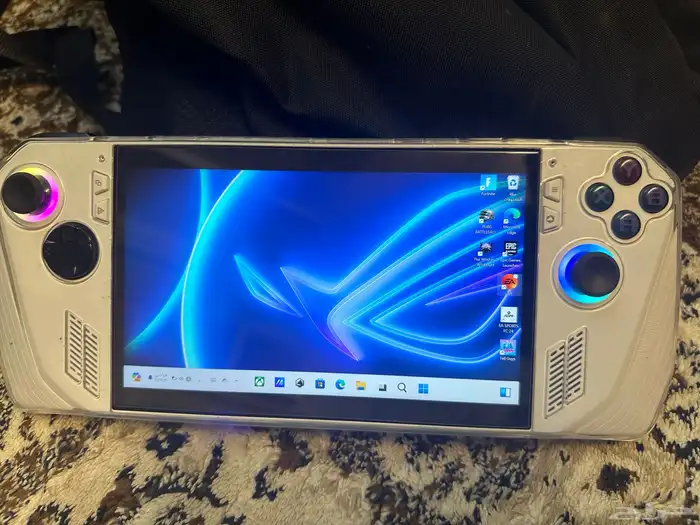 جهاز قيمنق محتاج ابيعه ياخوان محتاج الفلوس ضروري 3