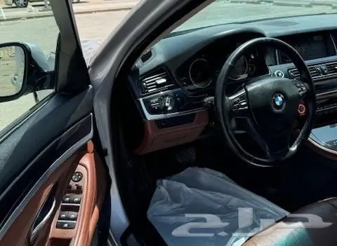 BMW 520d بي ام ديزل 2016 نظيف 10