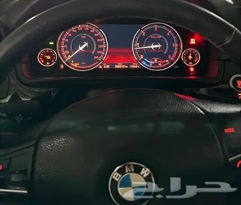 BMW 520d بي ام ديزل 2016 نظيف 22