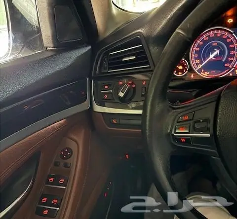 BMW 520d بي ام ديزل 2016 نظيف 25