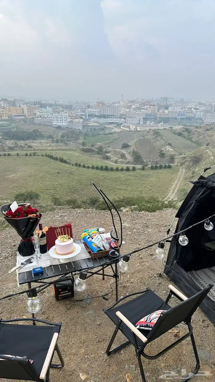 خيمة وجلسة كراسي للأيجار 4