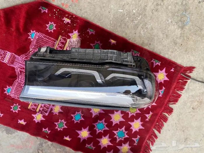 للبيع شمعه يمين BMW 520i 2022 0