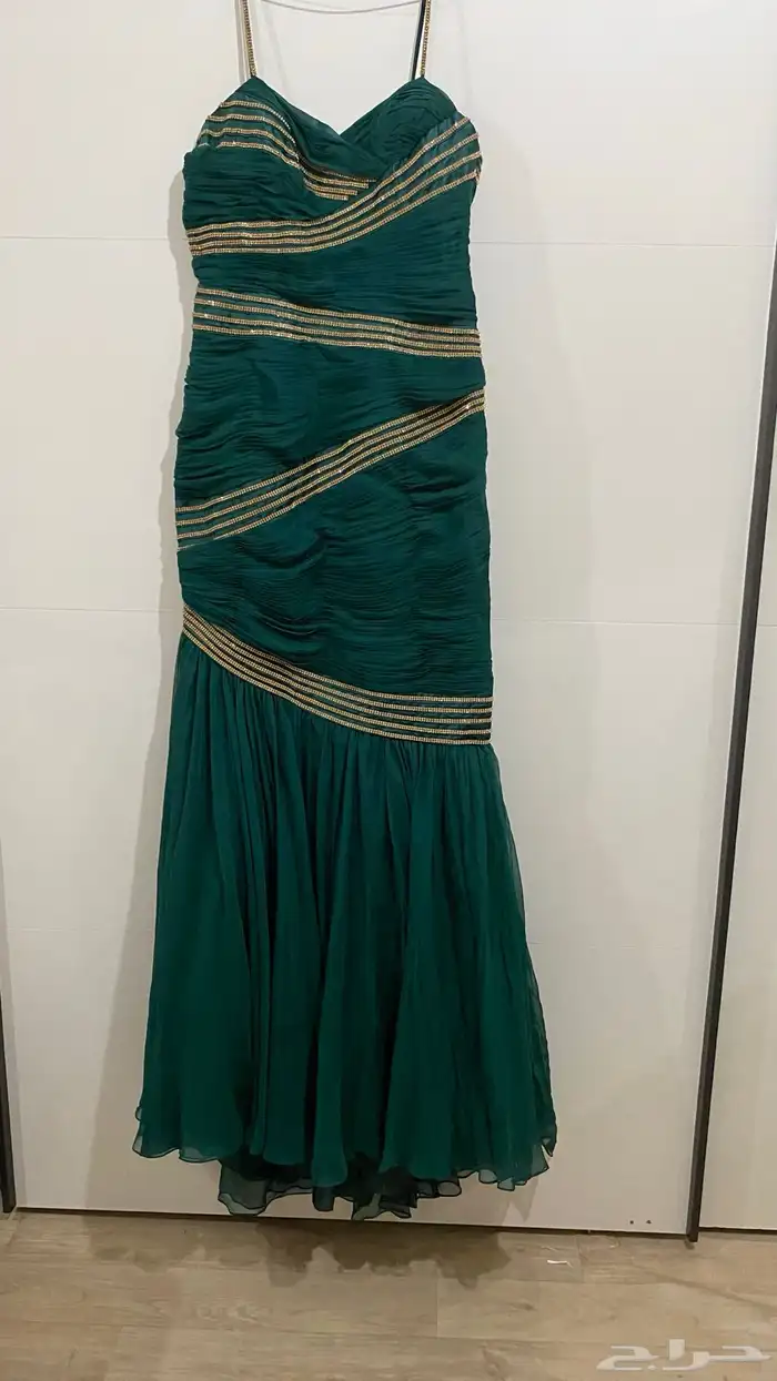 فستان سهره مقاس 16 لبس مرا وحده اشتريته ب 800 ابيعه ب 200 1