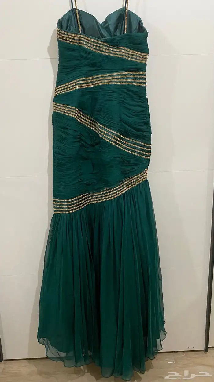 فستان سهره مقاس 16 لبس مرا وحده اشتريته ب 800 ابيعه ب 200 0