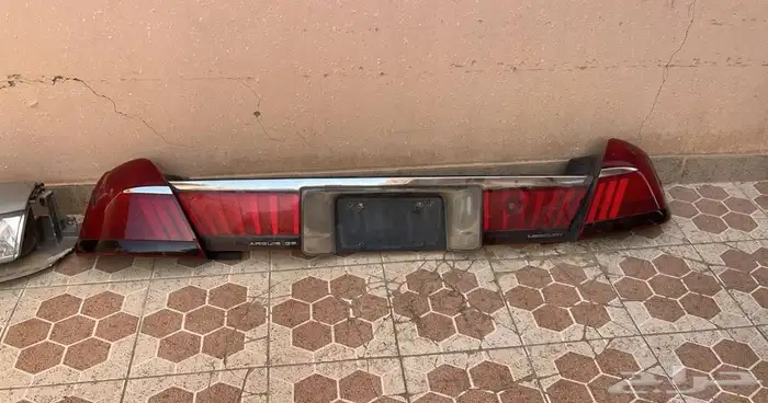 وجهيه شبك فيبر شمعات  عاكس2 اصطب ركن خلفي ماركيز موديل2000 1