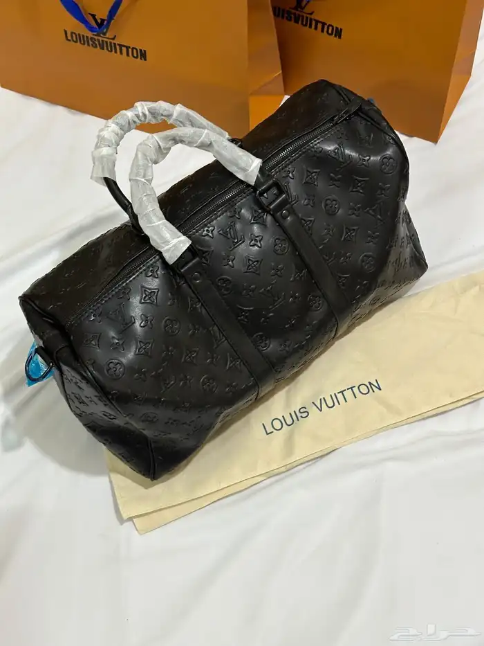 شنط سفر طبق الأصل 13