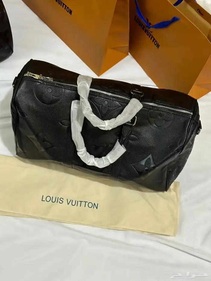 شنط سفر طبق الأصل 1