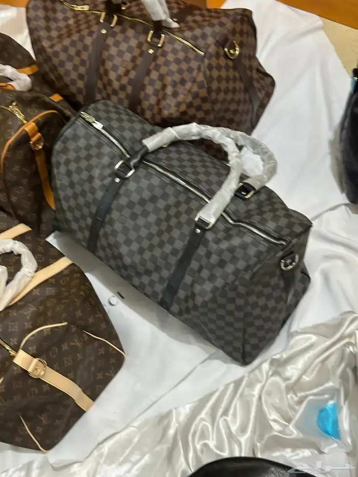 شنط سفر طبق الأصل 9