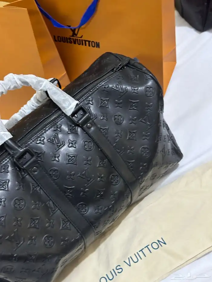 شنط سفر طبق الأصل 11