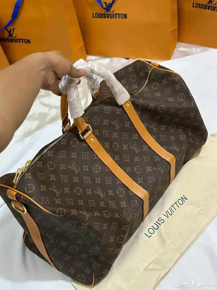 شنط سفر طبق الأصل 8