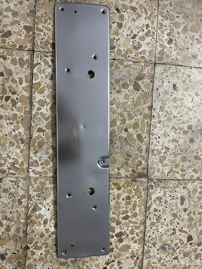 صاجة لوحة مرسيدس 126 0